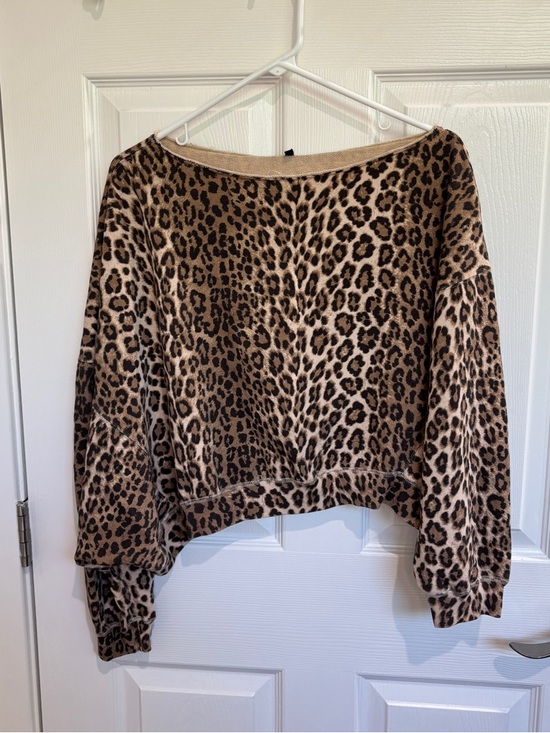 R13 Off Shoulder Patti Sweatshirt - Picture 4 of 9
